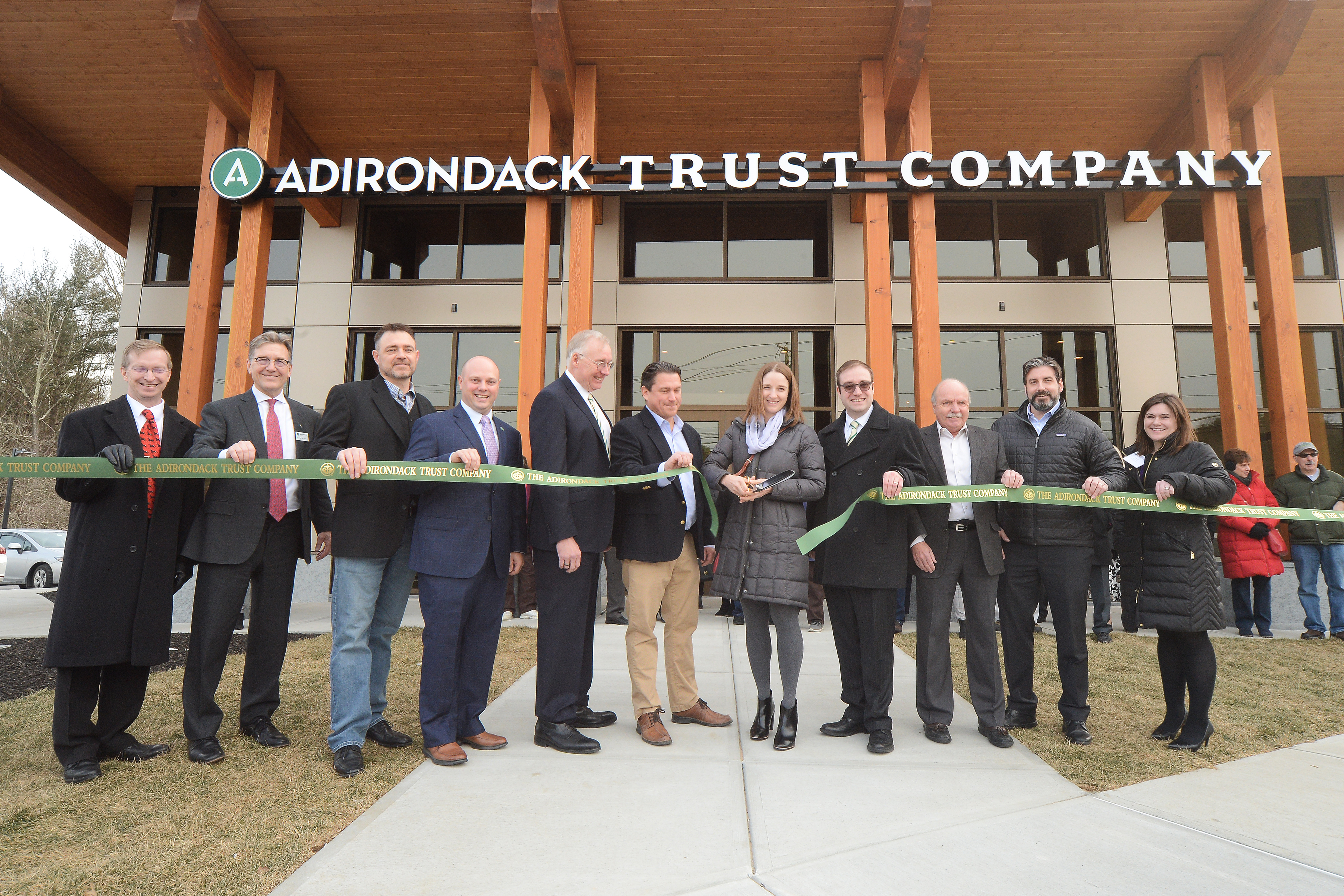 Crowd gathers at Wilton Branch ribbon cutting